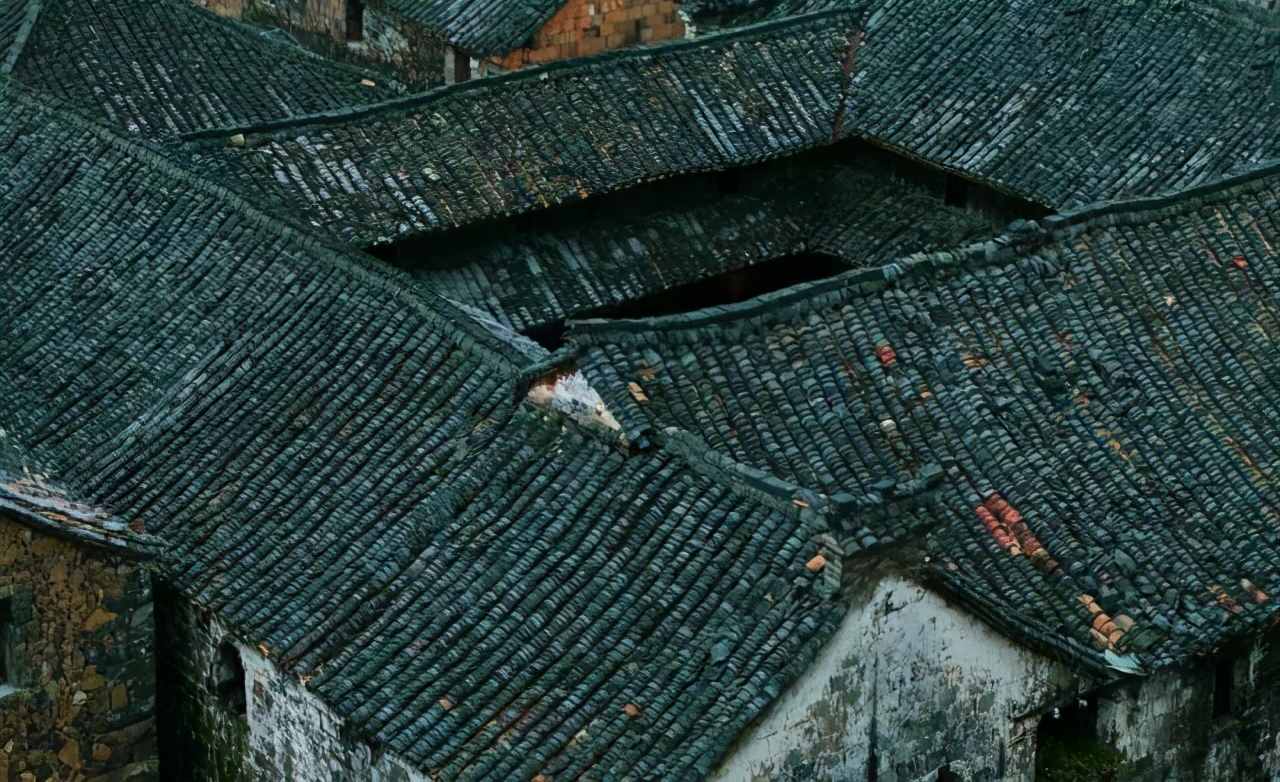 还没想好国庆去哪?自驾2.5小时,在秋日里泡温泉吃美食