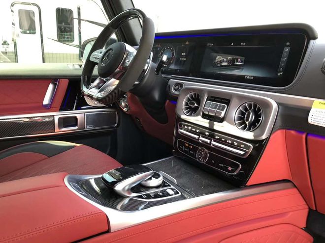 新款奔驰g63和g500到底有多少区别,奔驰大g63和g500有什么区别