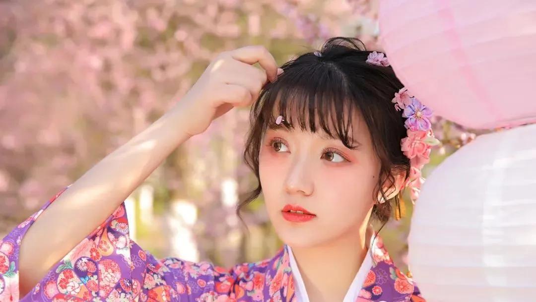 惹女朋友生气了怎么哄句子,女朋友生气不回消息怎么哄