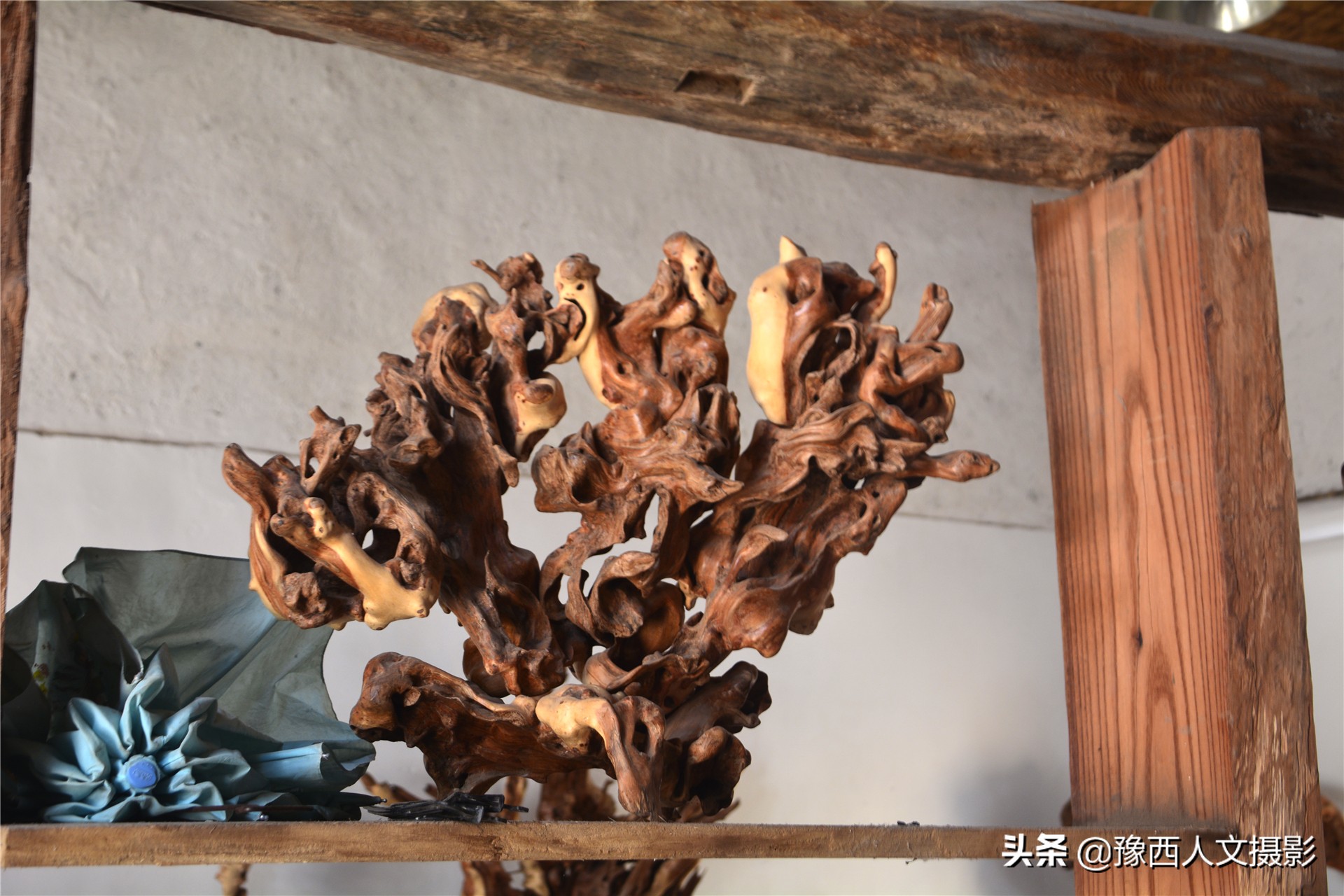 根雕老房子作品,倔强老头完整版