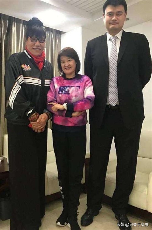 女排球员穿几码鞋,女排袁心玥穿几号球衣