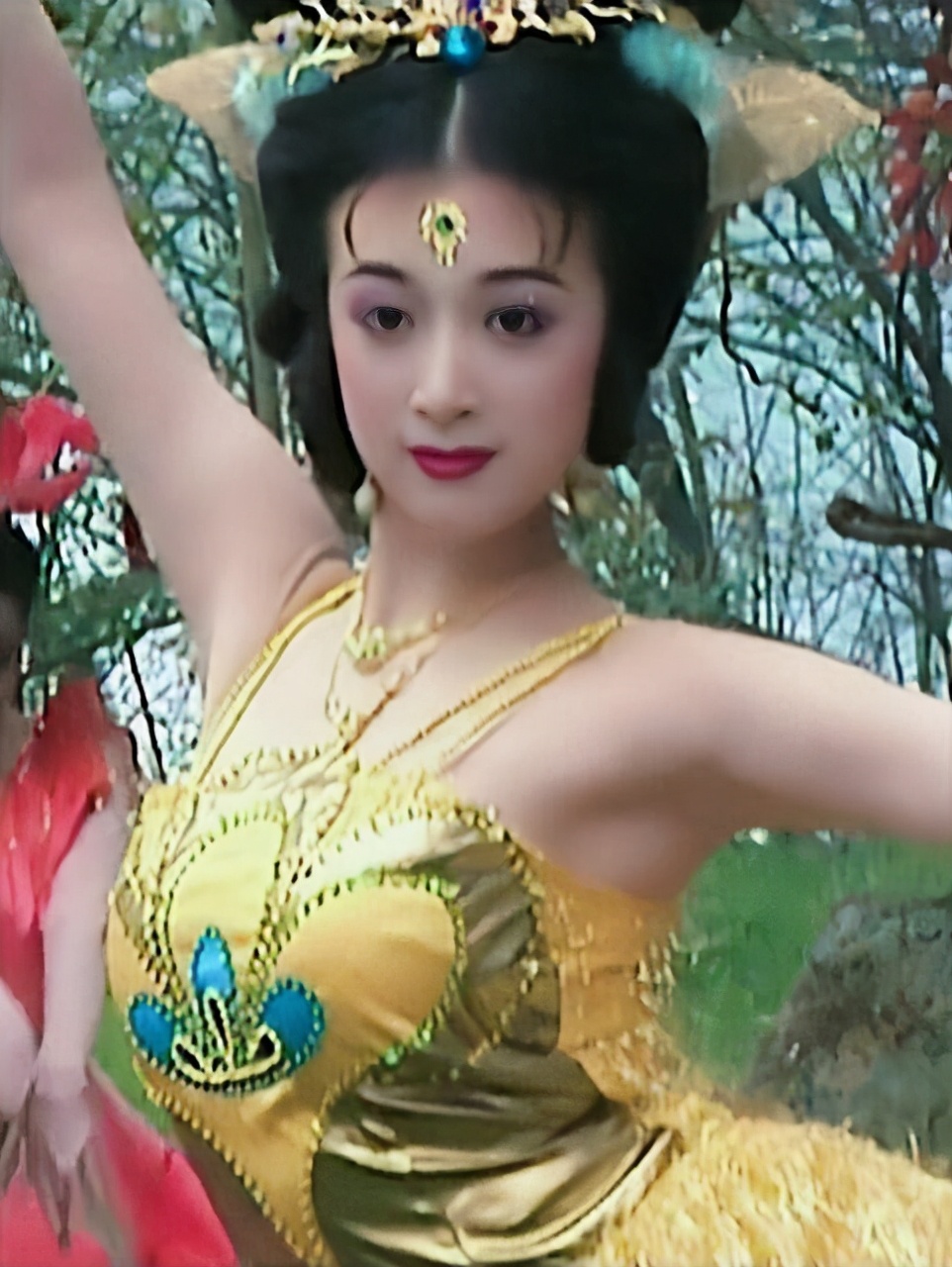 金巧巧被蹭红毯,金巧巧红毯