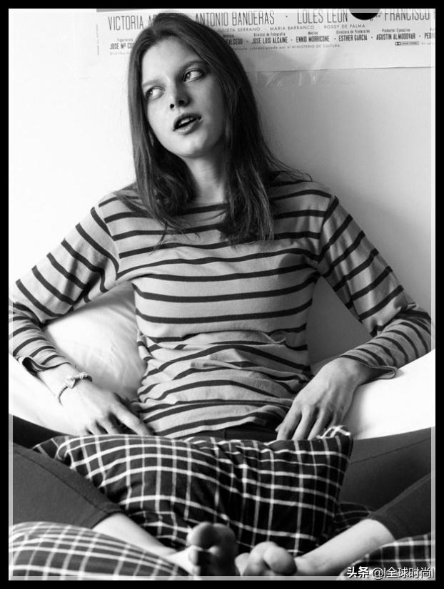 │全球时尚│唐人街的黑白影像记录她的美——超模TatiCotliar