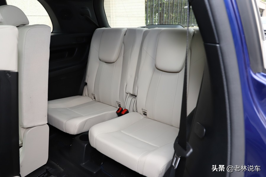 宝马x12.0t和23款奔驰glb2.0t,宝马x12.0和奔驰glb1.3哪个性价比高