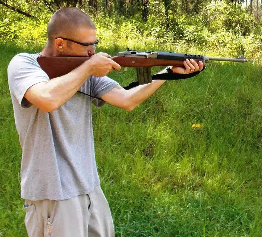 mini14伤害力是多少点,暗区mini14对比和平精英mini14