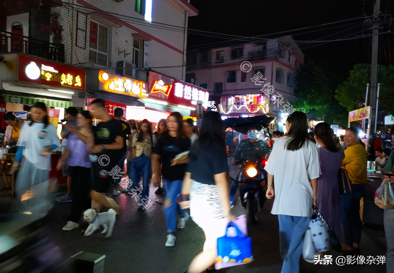 长沙大学城新开的小吃街,长沙美食推荐必吃小吃街湖南大学