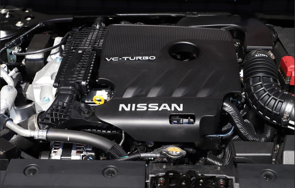 日产天籁17款2.0发动机是什么型号,天籁2.0发动机和凯美瑞2.0哪个好