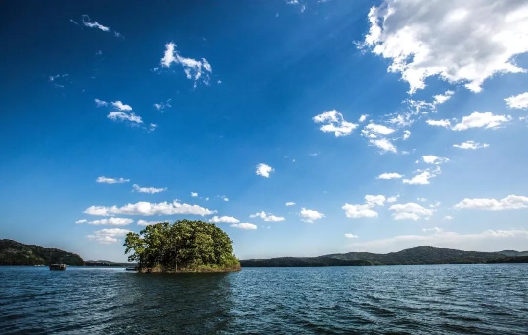 这些地方颜值逆天，却被土到掉渣的名字坑惨了
