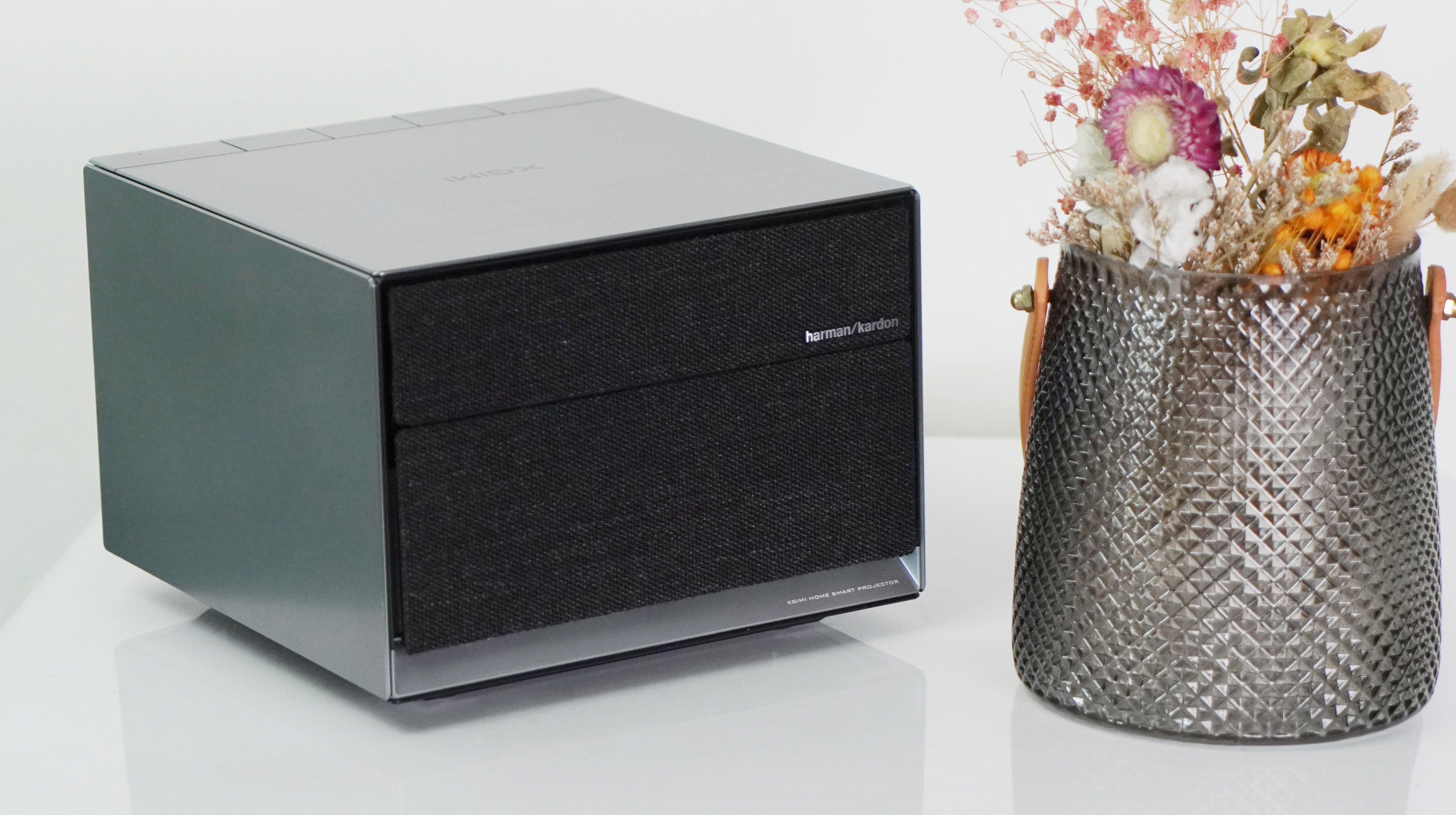 极米rspro2评测多少流明,极米rspro2电影院测评