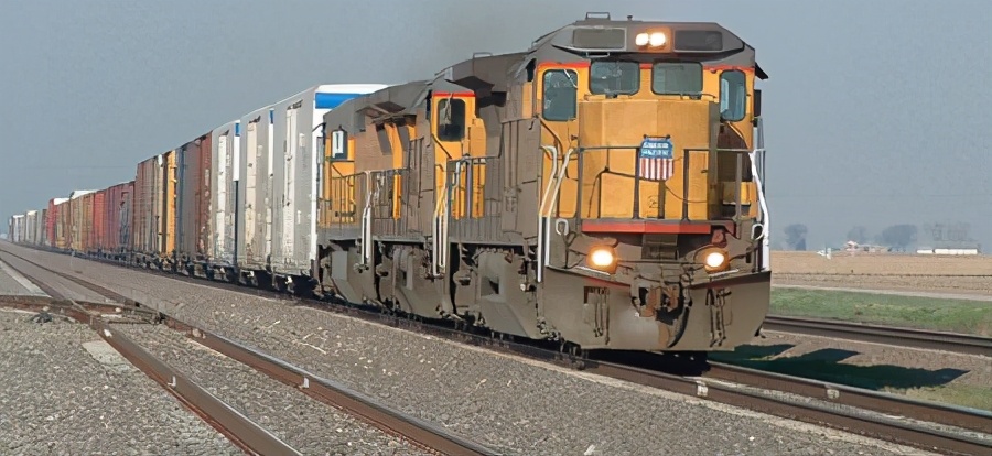 nd5内燃机车,gk1e内燃机车