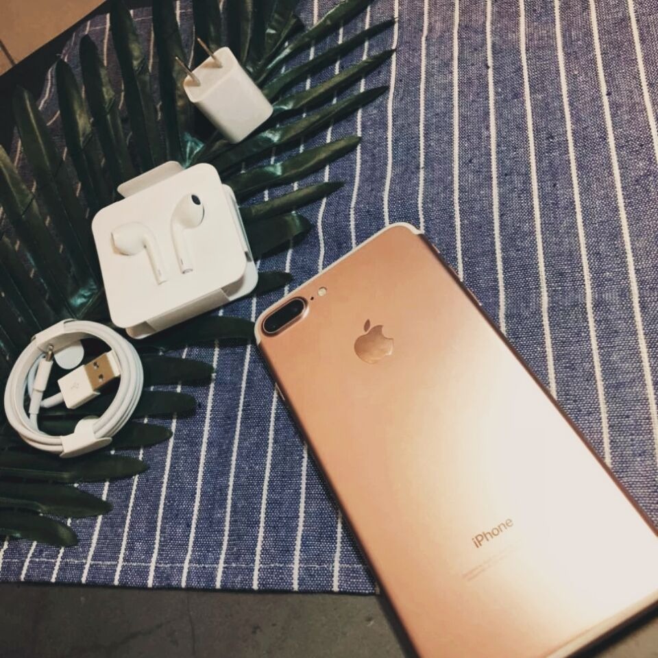 又骗我买苹果手机?咱们可不轻易上当,看iPhone7P是如何忽悠人的