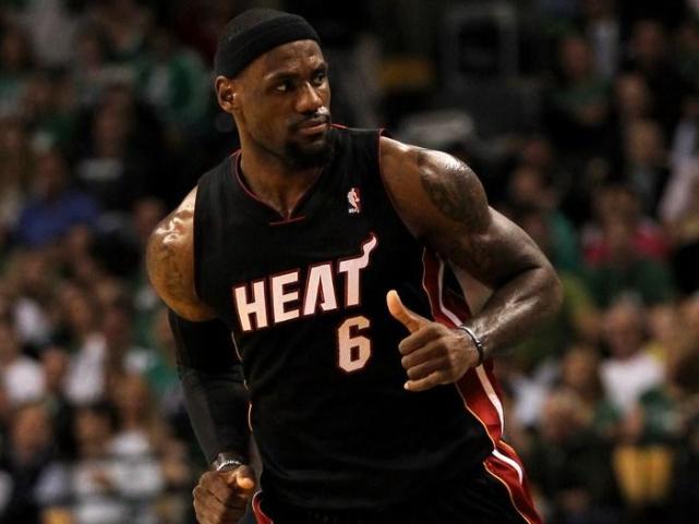 nba球员球衣里穿的紧身衣叫什么,为什么nba球衣同款穿紧身衣