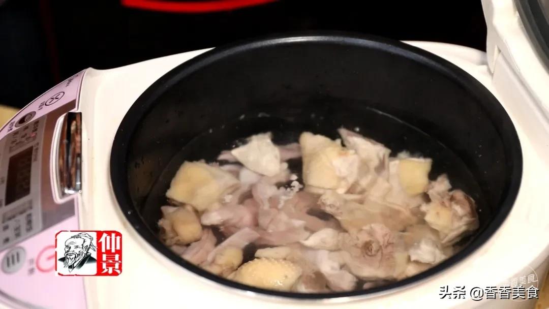 怎样煲猪肚鸡汤好吃,对自己好一点吃一点营养品