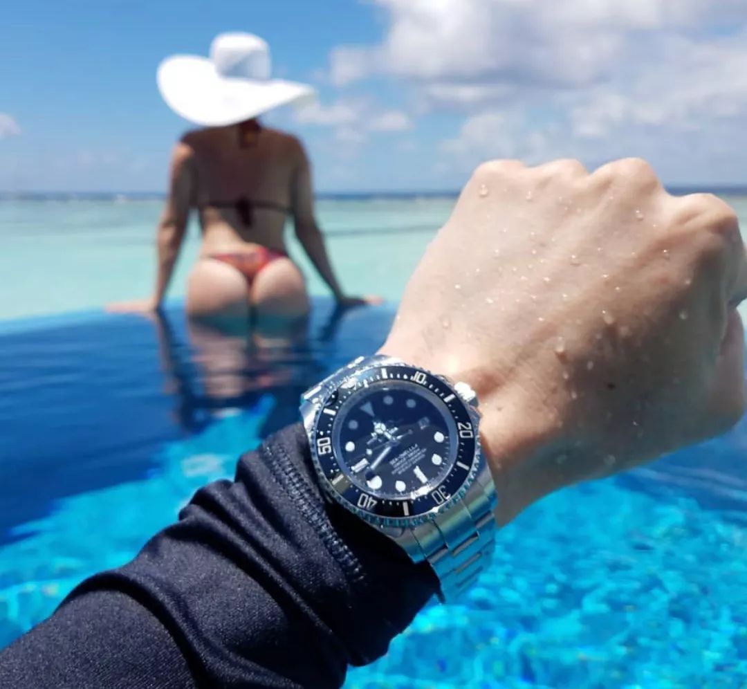 手表不能戴着洗澡,手表不能戴着洗澡解析