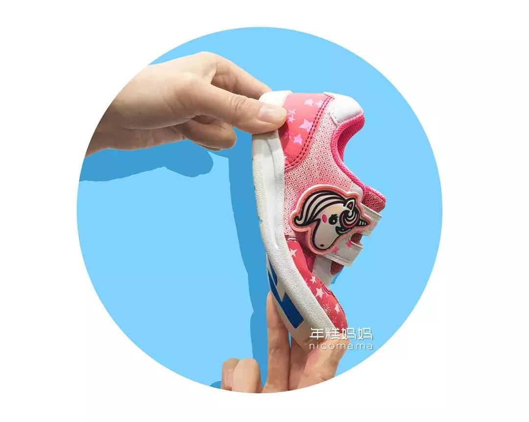 如何给宝宝正确选鞋,宝宝选鞋子的技巧