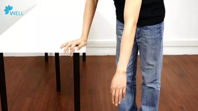 如何治疗肩周炎最快的办法,怎样缓解肩周炎手臂关节疼痛视频