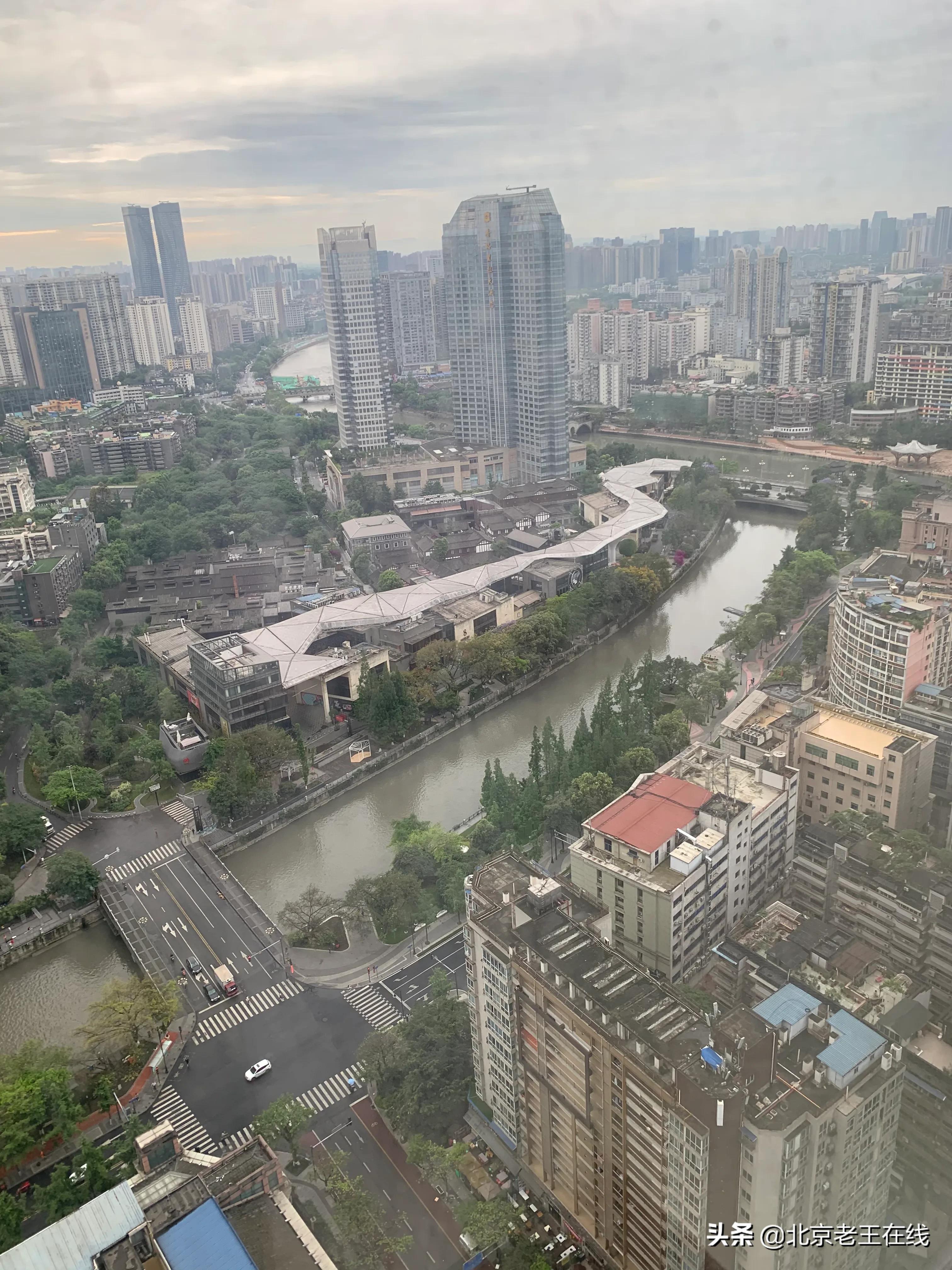 川渝8日出游,成都旅游如何选择民宿更安全