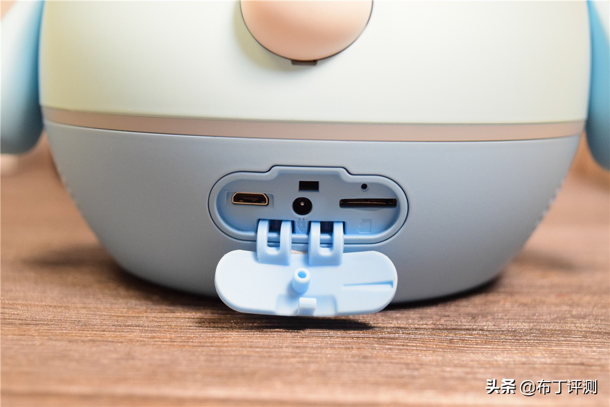 ai智能教育陪伴机器人,智慧儿童ai学习机器人