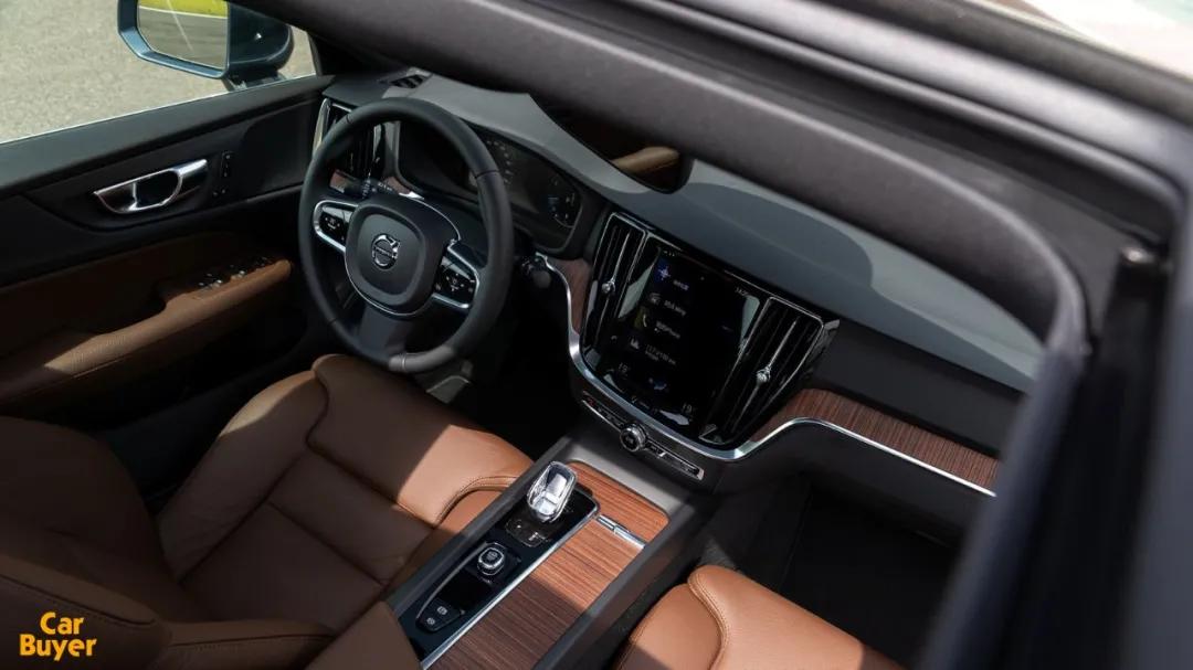 聊聊赛道驾驶与日常驾驶的心得,赛道试驾评测视角