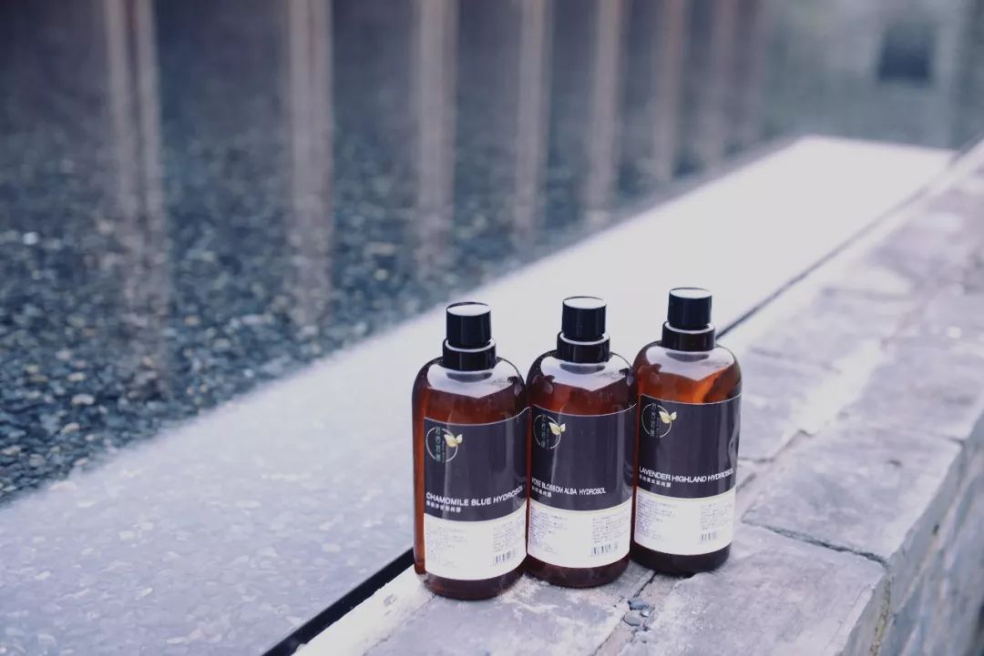 一滴纯露，十万玫瑰，她和她的大马士革玫瑰之梦