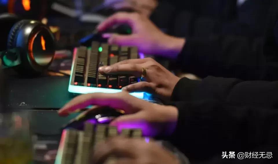 陪玩App面临整改,*声器变**软件冒充女性陪玩,有人把水搅浑了