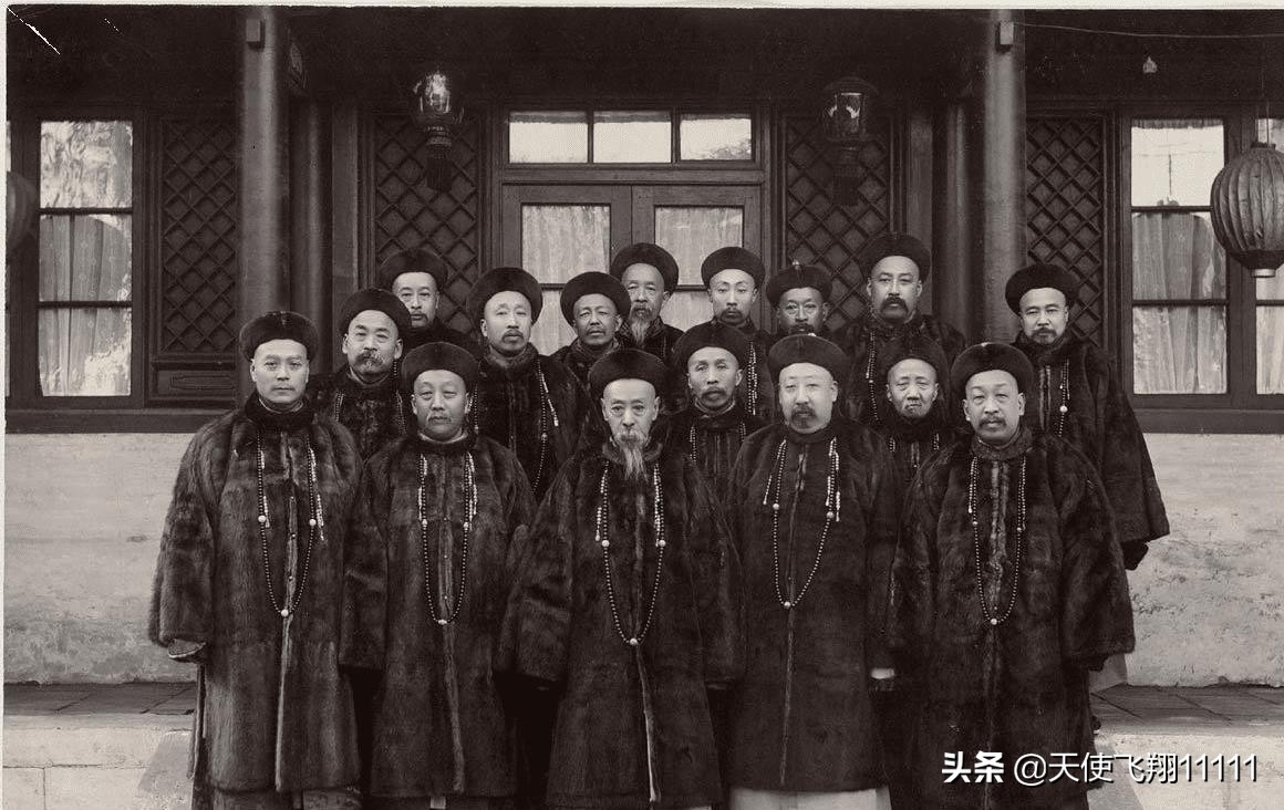 清朝十二个铁帽子亲王谁封的,清代六大亲王和铁帽子王