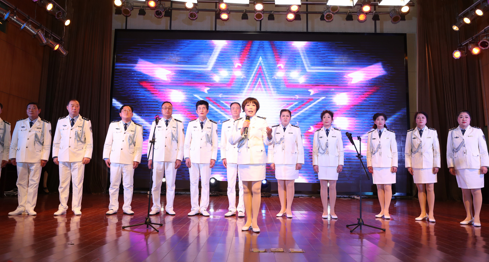 襄阳迎春晚会直播,襄阳市迎春联欢晚会精彩上演