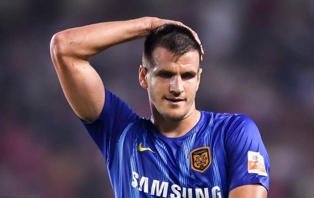 中超江苏苏宁队主要球员工资排行榜,本土球员与外援差距大