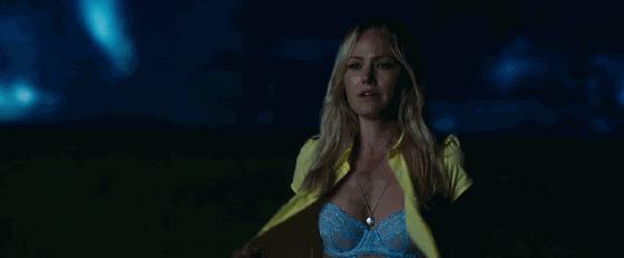 「啪啪」就会死!只有处女才能活到最后...