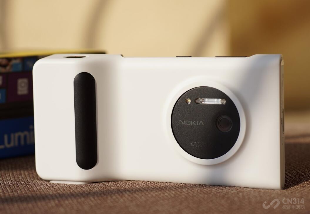 索尼新一代大底主摄,索尼一英寸大底的手机