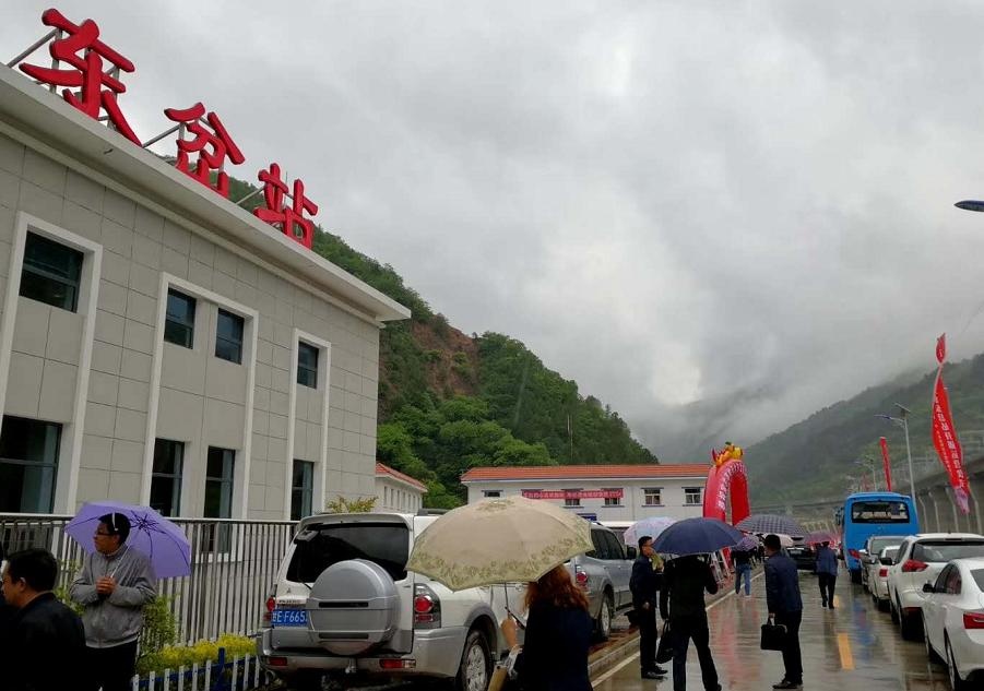 宝兰高铁宝鸡南站,宝兰高铁东岔站