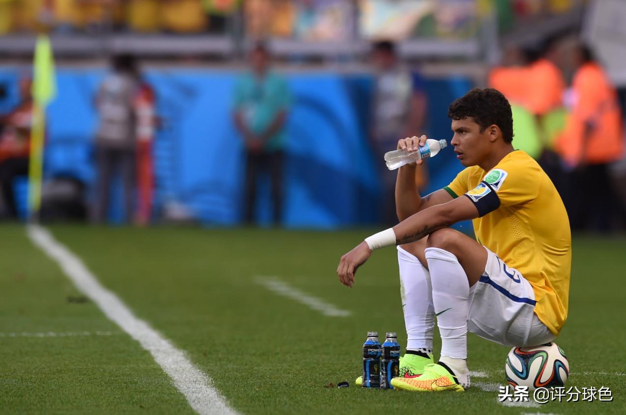 足坛十大前锋新生代,中流砥柱球员