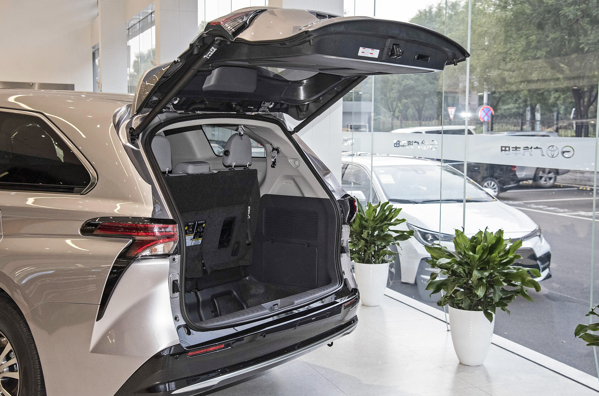 丰田赛那即将上市,全新丰田赛那预计年内上市