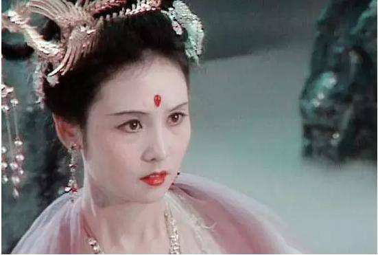 天竺国猪八戒对嫦娥说是旧相识,孙悟空听后为何大怒?