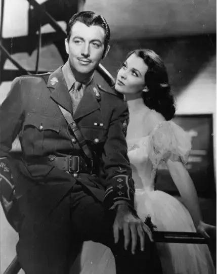 她拥有绝色容颜但得不到真爱,她拥有绝世容颜却是命运坎坷