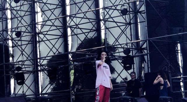 十首抖音最火的韩国歌,最近抖音最火的歌韩国bgm完整版