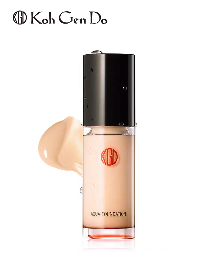 粉底液步骤油皮遮毛孔,雅诗兰黛粉底液适合油皮还是干皮