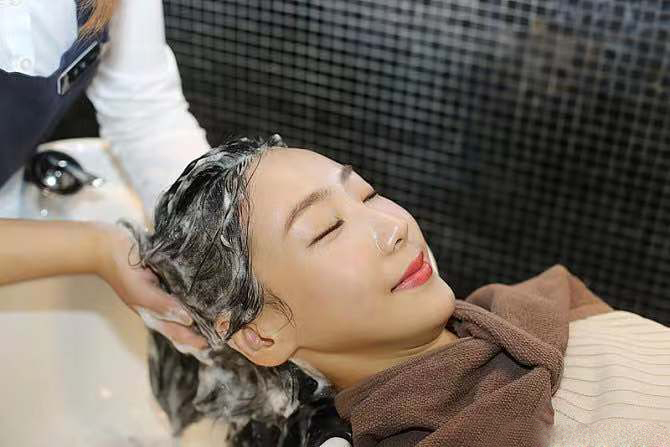 头可断发型不可乱粤语,头可断发型不能乱全集