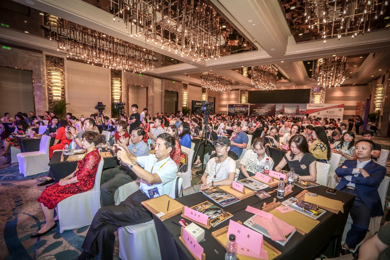 超48万人次赴约第四届消博会闭幕,郑州国际会展中心万象大会