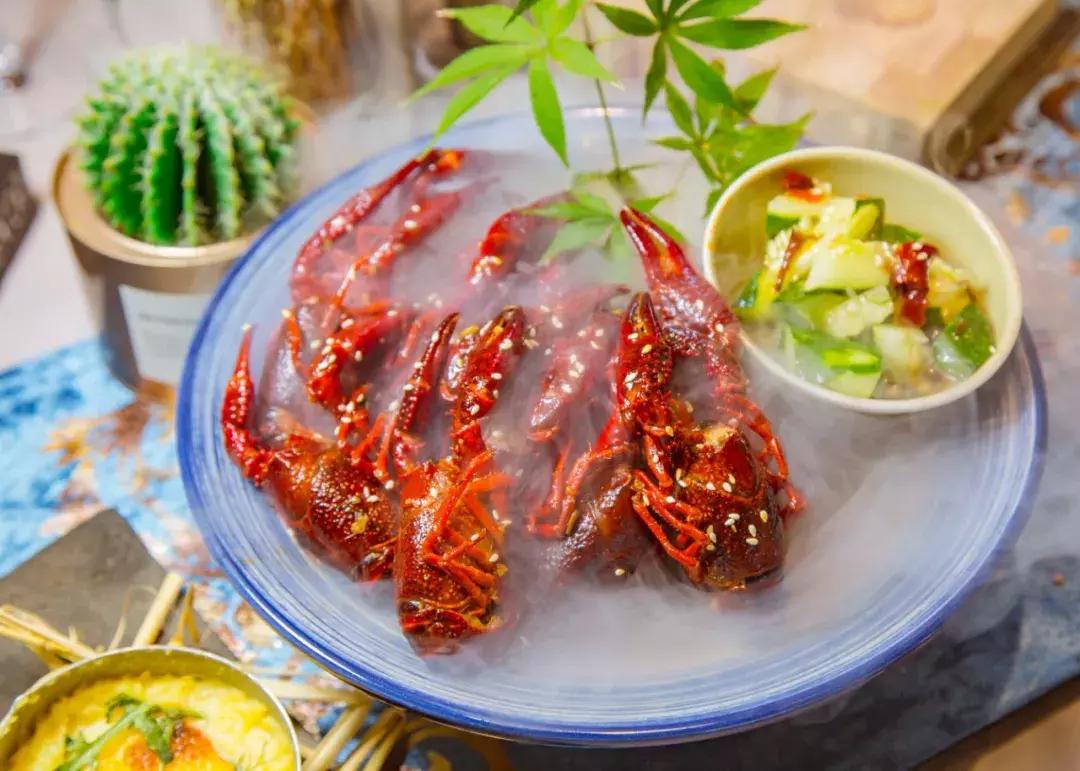 西餐界的“Chanel”!异国风味,带你见识超敢玩的食物实验所