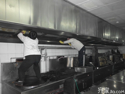 人工清理油烟管道,油烟管道清理多少钱一米