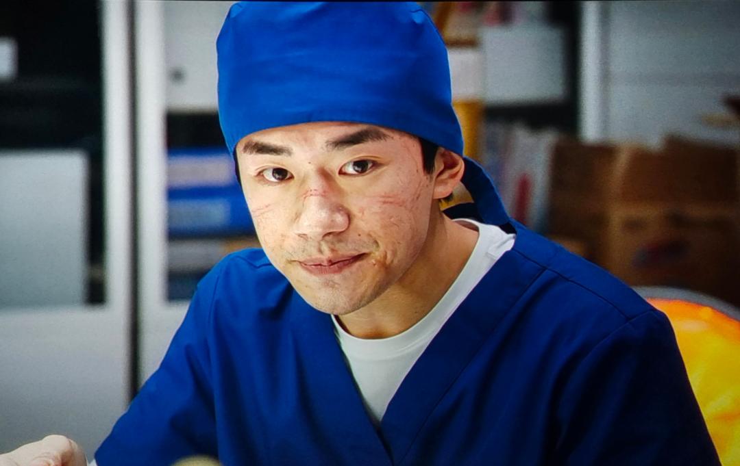 《中国医生》“眼技”大赏，锻炼眼部肌肉预防衰老