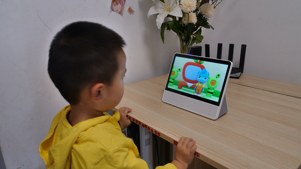 华为小精灵智慧屏和matepad哪个好,华为小精灵智慧屏摄像头怎么打开