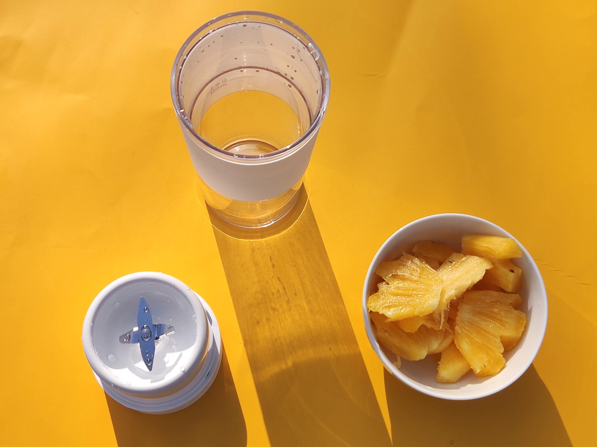 米家随行便携榨汁杯,米家榨汁杯测评