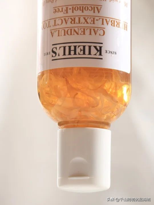 夏季水乳清爽控油,混干鼻子出油夏季水乳