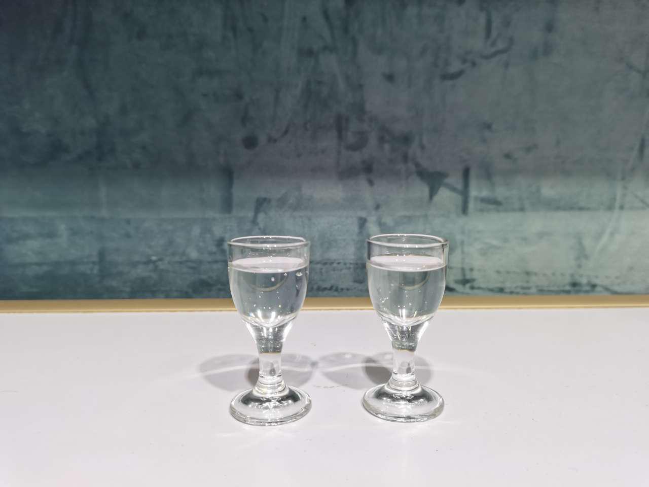 散装粮食酒哪种最好,最好喝粮食酒散装