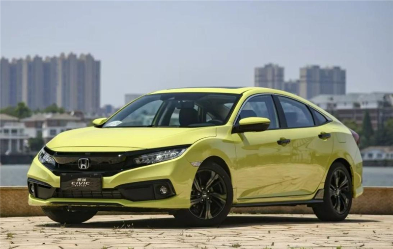 全新马自达3上市售价11.59-16.89万，加配又加长，与思域正面刚