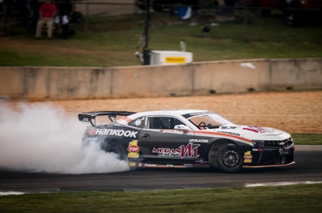 突破润滑油图片,突破润滑油的优缺点