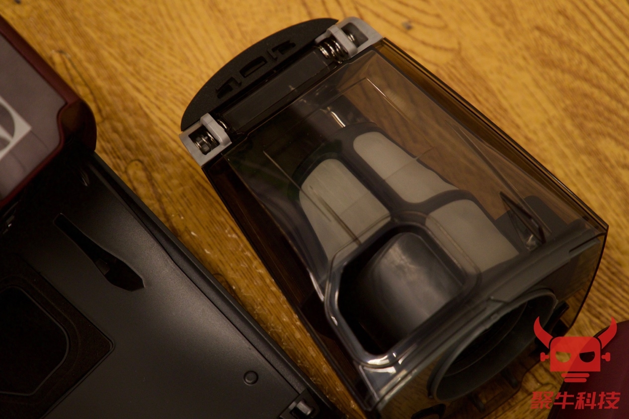 让每一个角落都干净无尘,伊莱克斯吸尘器推荐家用测评