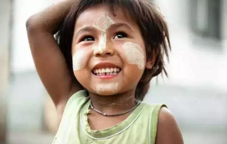 来姐告口岸体验一把非一般的跨境“网”商